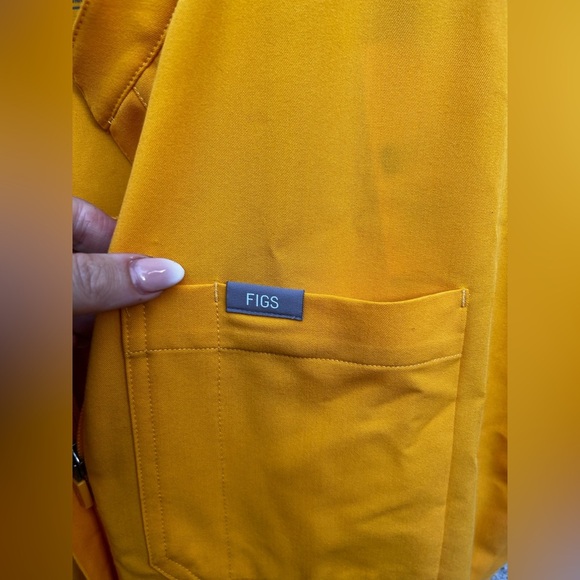 Figs Rafaela Cargo ScrubJumpsuit™ In Yellow New with Tags! - Picture 6 of 9